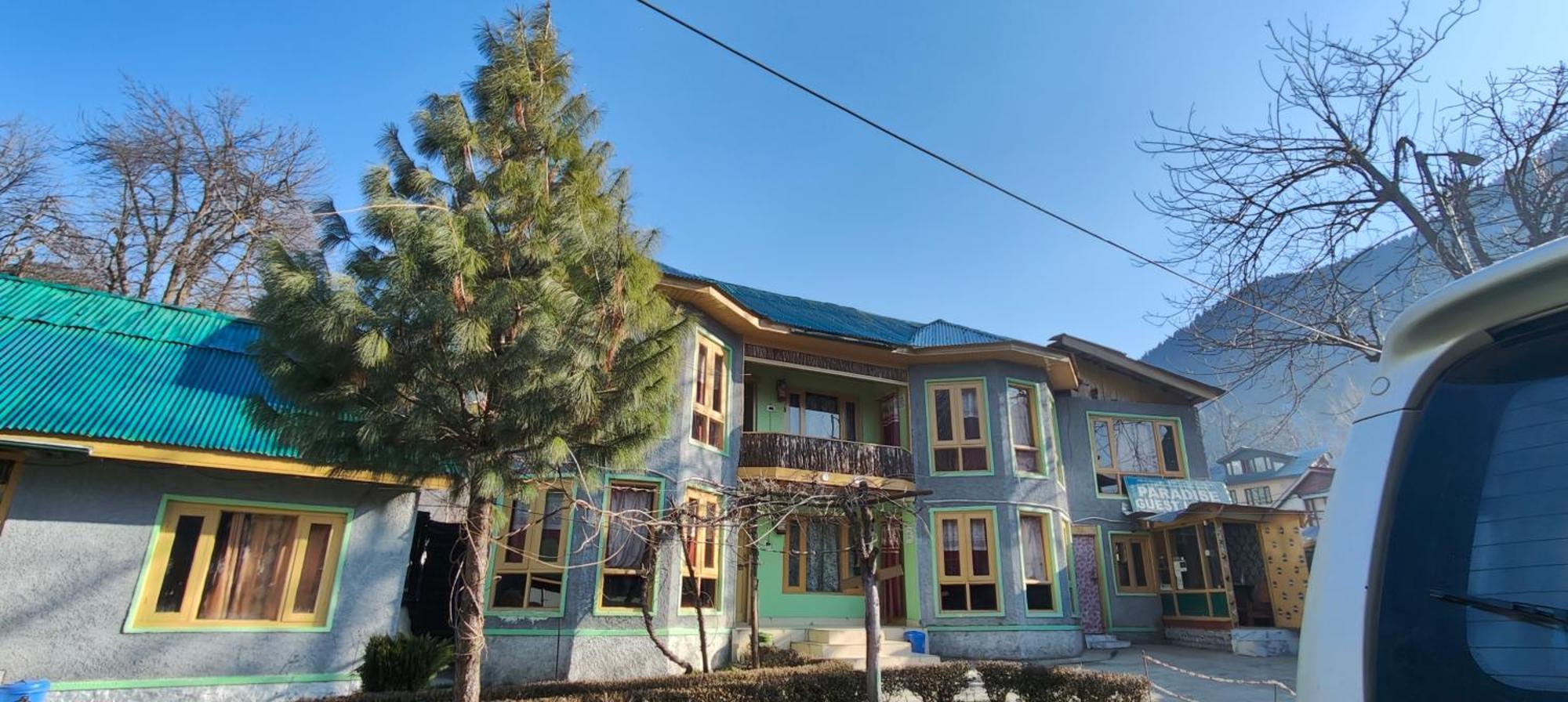 New Relax Inn, Pahalgam, 2 Km From Lidder Valley Экстерьер фото