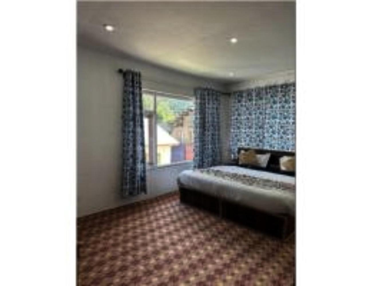 New Relax Inn, Pahalgam, 2 Km From Lidder Valley Экстерьер фото